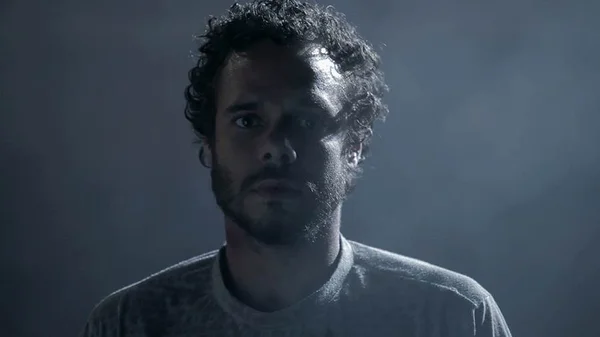 Raro musical brasileiro, “Sinfonia da Necrópole” tem coveiros e zumbis