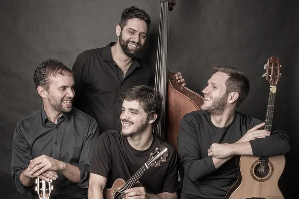 Banda brasiliense de jazz vence prêmio de música instrumental em NY