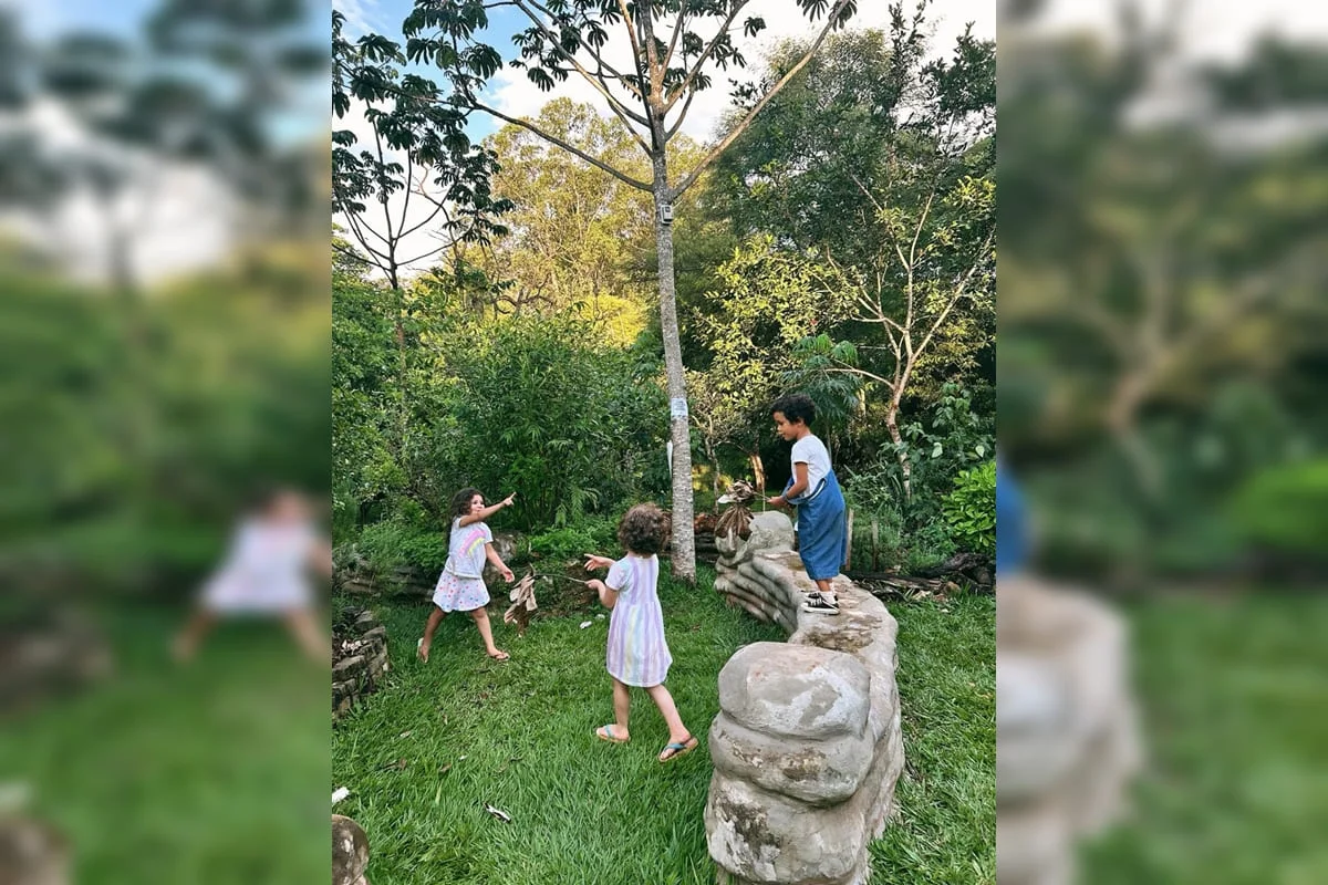 Para apoiar o projeto, o Araticum também recebe doações via PIX, materiais pedagógicos, trabalho voluntário ou proposição de atividades Para apoiar o projeto, o Araticum também recebe doações via PIX, materiais pedagógicos, trabalho voluntário ou proposição de atividades