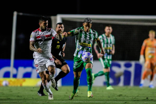 São Paulo vence o Juventude e se livra da Série B em 2022