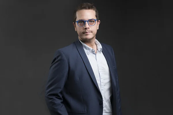 CEO Kis Corp