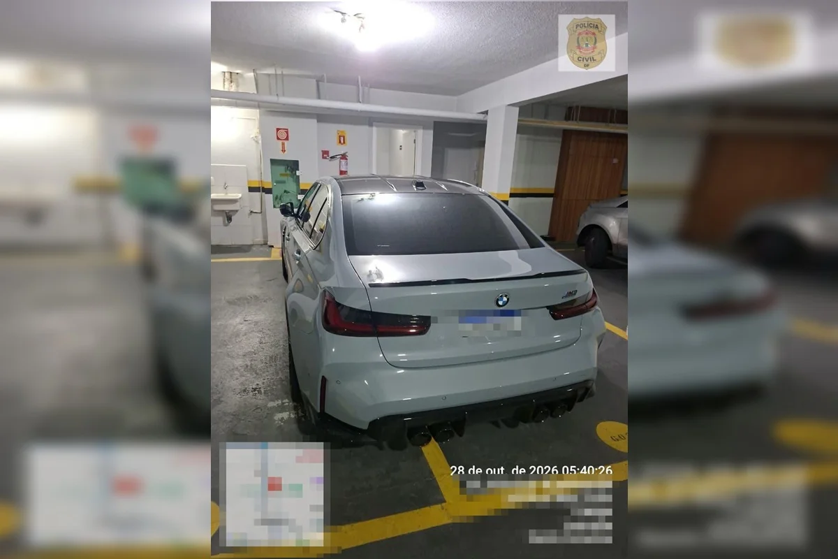 Outro carro apreendido Outro carro apreendido