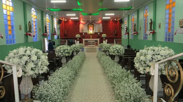 Empresa de decoração de festas fecha e deixa clientes na mão