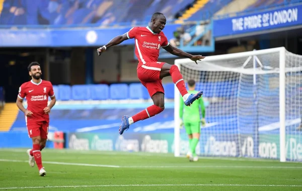 Liverpool vence o Chelsea