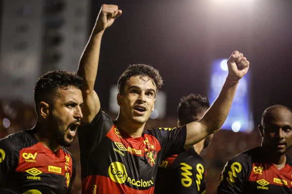 Sport quebra invencibilidade do Cruzeiro e cola no Vasco na Série B