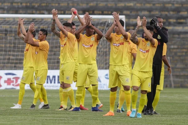 Brasiliense vai ao Espírito Santo defender liderança na Série D