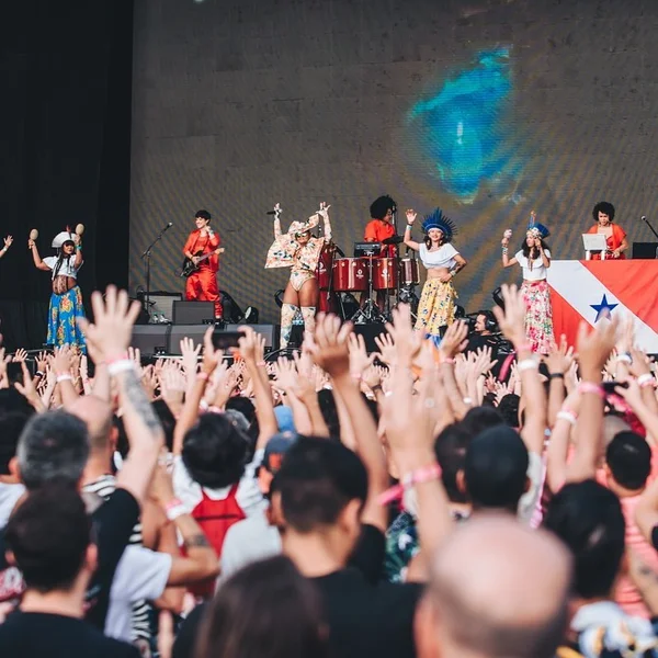 imagem colorida Festival GRLS