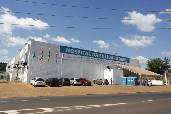 Fachada do Hospital da Solidariedade, unidade de campanha construída para atendimento exclusivo a pacientes com Covid-19