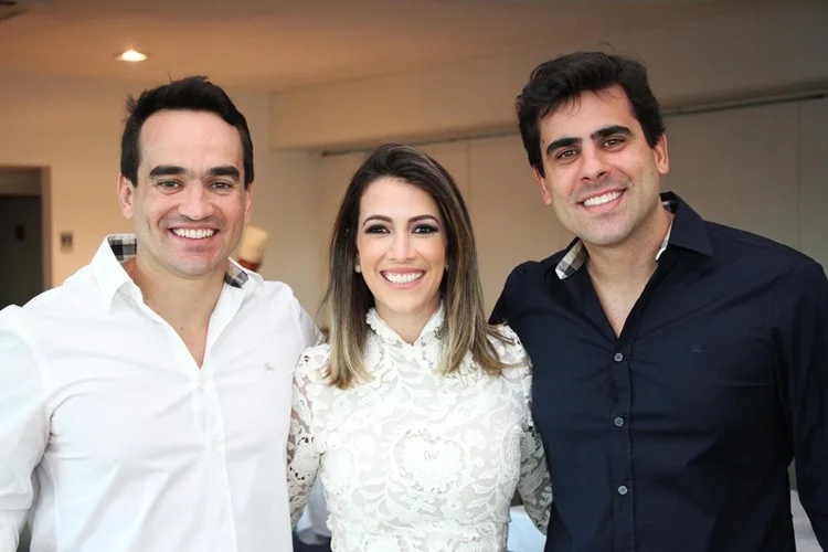Helô, Leonardo e Rafael Carneiro Helô, Leonardo e Rafael Carneiro