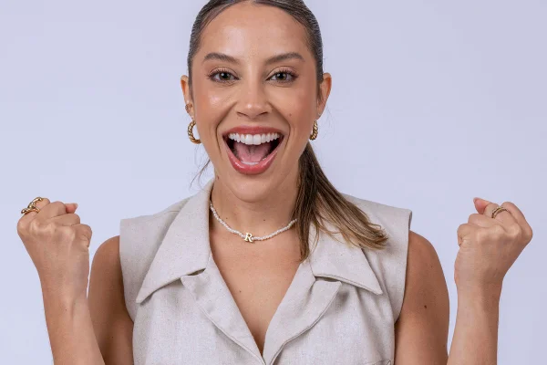 Vídeo: Renata abre o jogo e revela como está relação com Maike