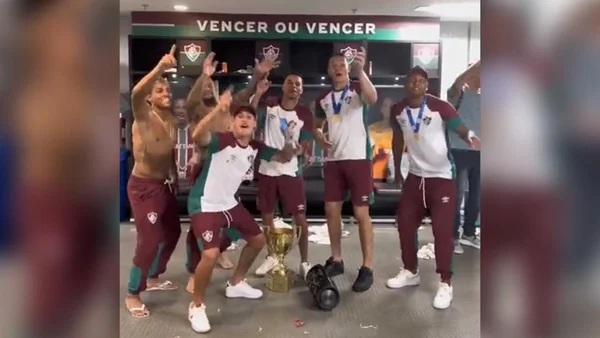 Fluminense provoca Flamengo após título do Carioca; veja