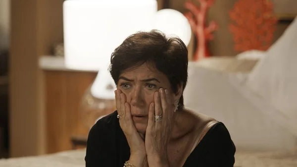 Silvana surta em “A Força do Querer” e tenta se matar