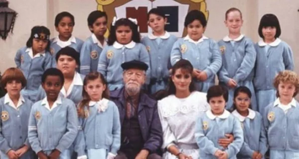 Quase 30 anos depois, Professora Helena surge irreconhecível na web