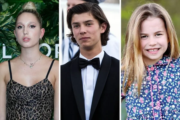 Grande de fotos com uma mulher com vestido com estampa de oncinha, um homem de terno e uma menina com vestido florido