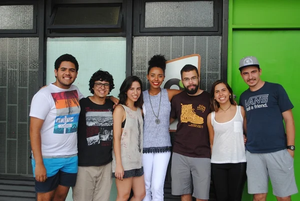 Propagando o bem. Estudantes da UnB fazem campanha para conscientizar jovens sobre a Aids