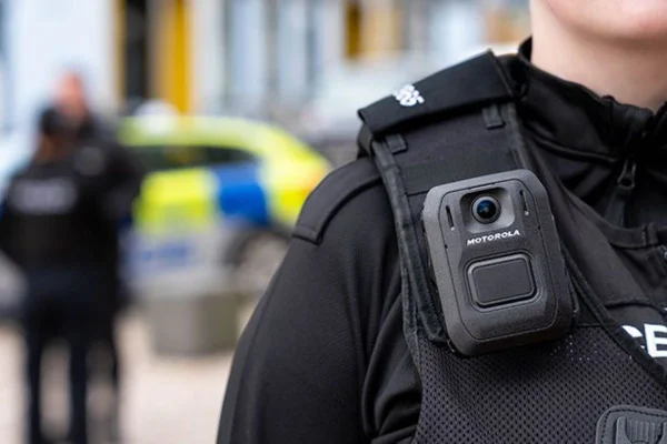 bodycams-camera-corporal-pm-motorola