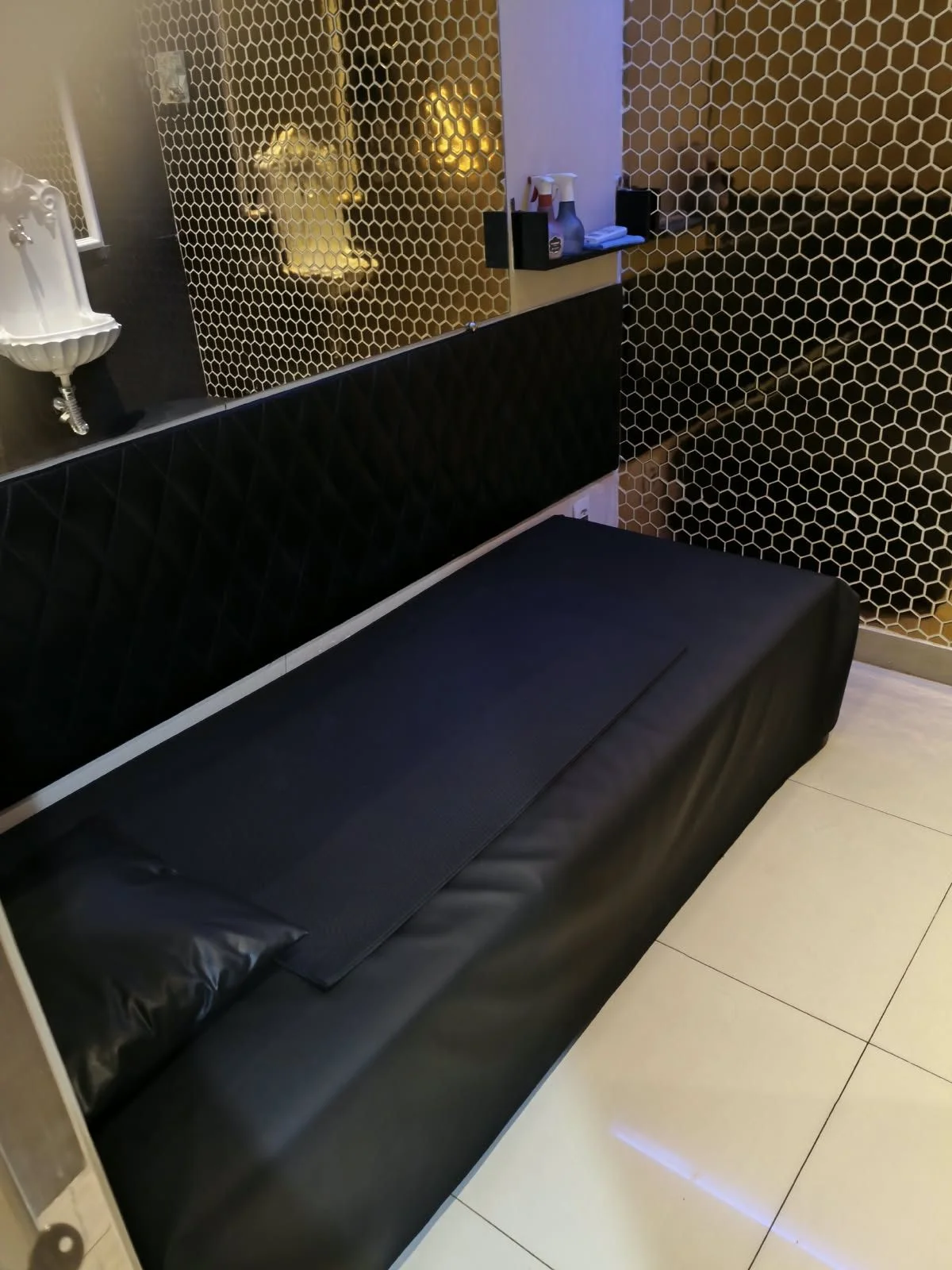 PCDF estoura bordel sigiloso que atendia público da Esplanada na Asa Norte - imagem 3 PCDF estoura bordel sigiloso que atendia público da Esplanada na Asa Norte - imagem 3