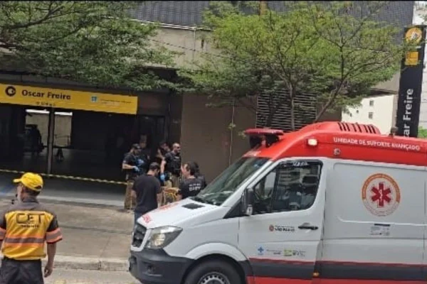 Suspeito morreu após ser baleado. PM foi socorrido ao Hospital das Clínicas com facada na cabeça e no corpo - Metrópoles
