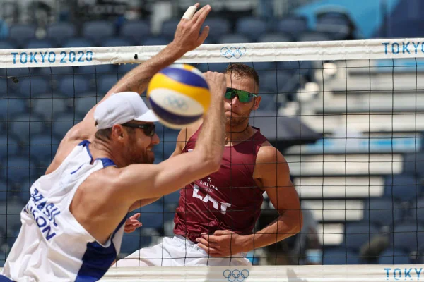 Dupla brasileira perde no vôlei de praia