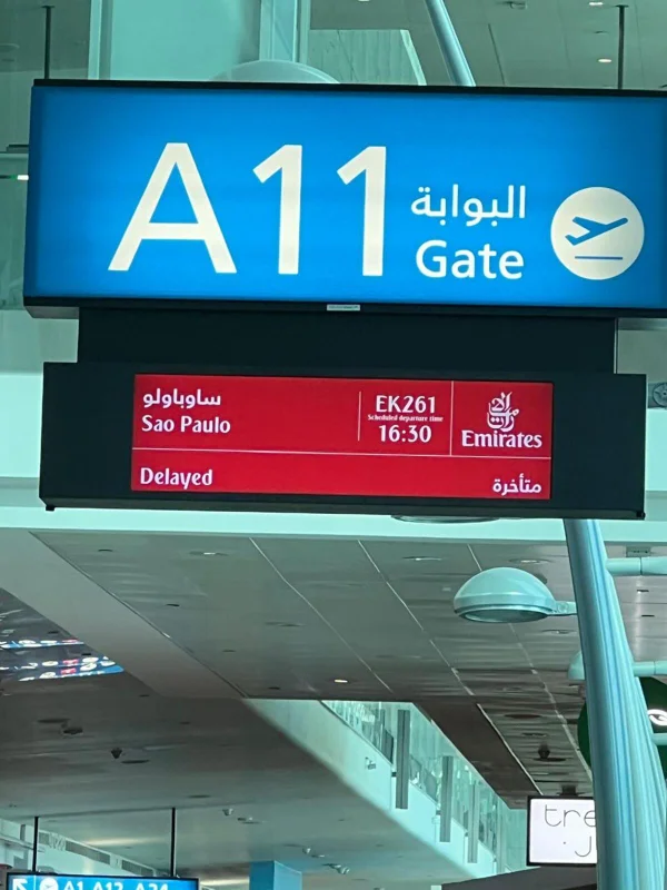 Em meio à retaliação do Irã, aeroporto de Dubai é atingido em ataque