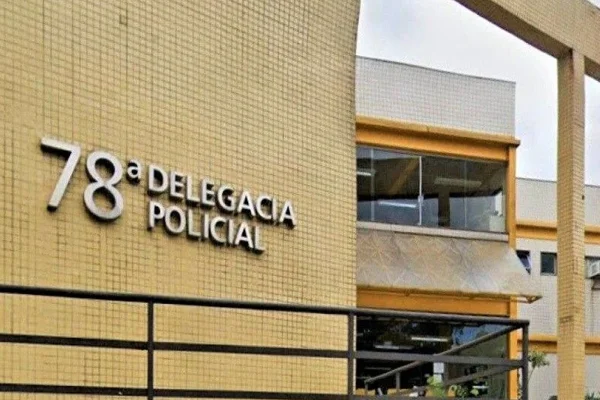 Os dois homem foram conduzidos à 78ª Delegacia de Polícia