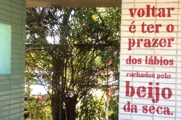 A poesia brasiliense está nos livros e nas ruas