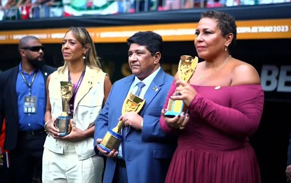 Homenagem a Pelé na SuperCopa Flamengo X Palmeiras