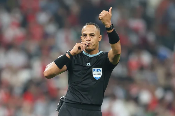 Árbitro Ismail Elfath apitará a final da Copa Intercontinental