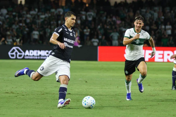 Remo tenta encerrar jejum diante do Coritiba; veja odds