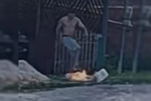 Quem é o homem que ateou fogo na esposa com gasolina e feriu filha
