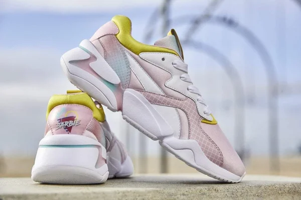 Puma lança linha em homenagem aos 60 anos da Barbie