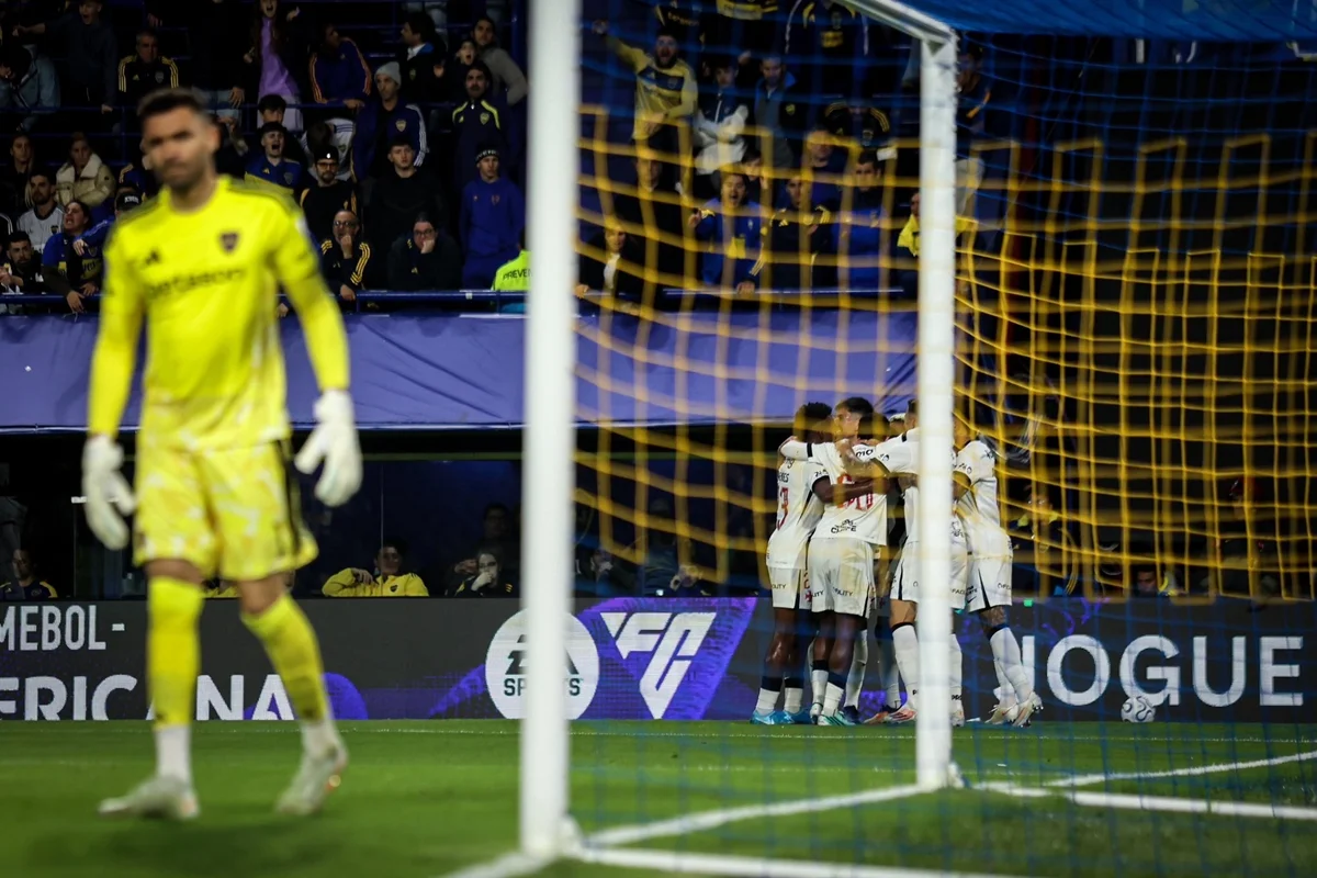 O Vasco venceu o Boca Juniors por 1 x 0 O Vasco venceu o Boca Juniors por 1 x 0