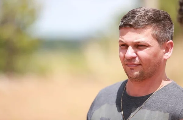 “Ele destruiu o rosto dela… Foi cruel”, diz pai de jovem assassinada