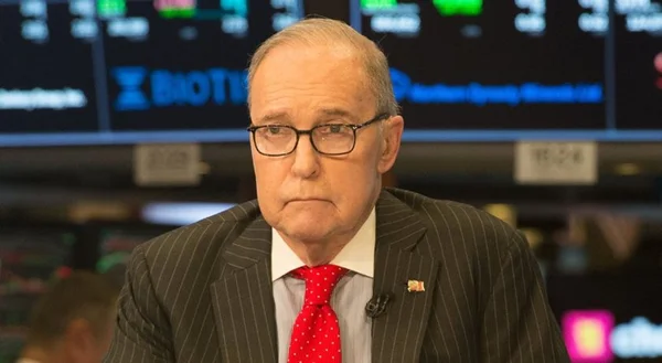 Assessor econômico de Trump sofre ataque cardíaco