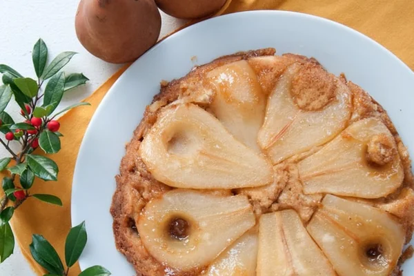 torta cremosa de pera