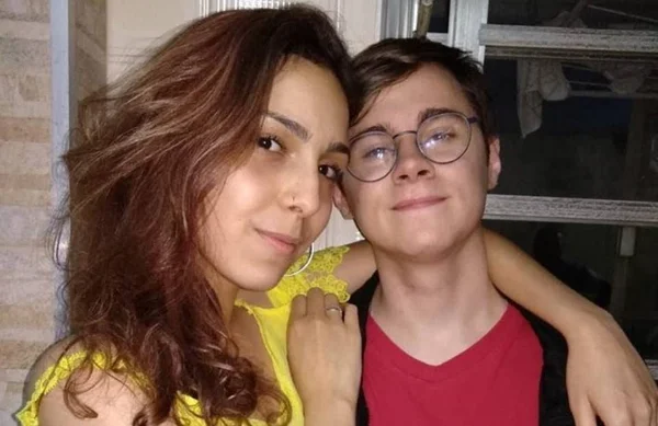 Mãe da namorada de Rafael Miguel desabafa: “Não quero mais viver”