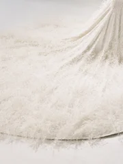 Detalhes do vestido compartilhados pela Chanel Detalhes do vestido compartilhados pela Chanel