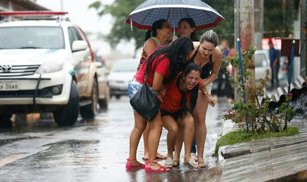 Em Samambaia, rapaz mata namorada e depois se suicida