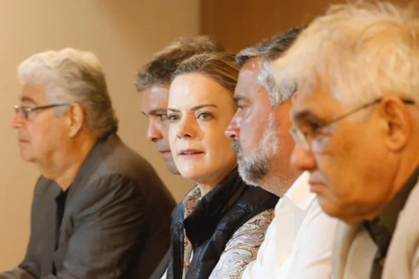 PT entrará na Justiça contra Bolsonaro por incitação à violência