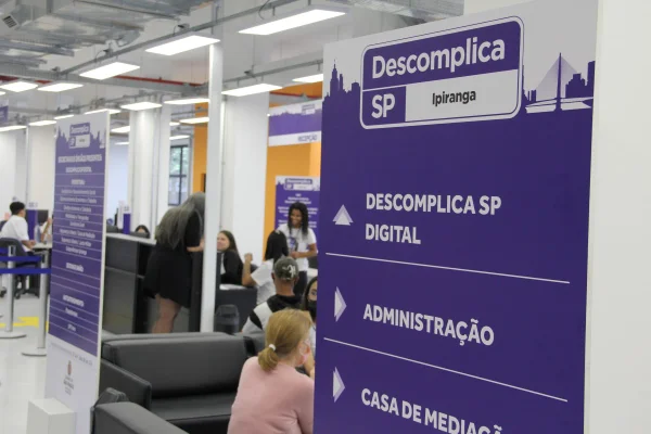 Foto colorida de uma das unidades do Descomplica na cidade de São Paulo - Metrópoles