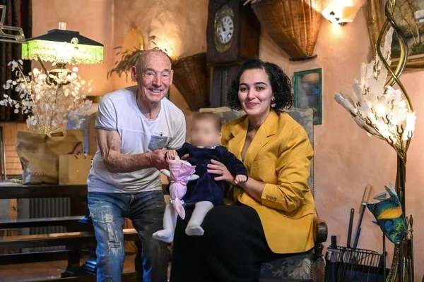 Homem é pai aos 91: veja famosos que tiveram filhos depois dos 60 anos
