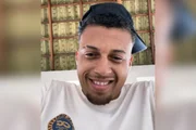 Segundo o relato das sobreviventes, Nathan disse que não sabia nadar, mas decidiu entrar na água para tentar alcançar a margem e buscar ajuda