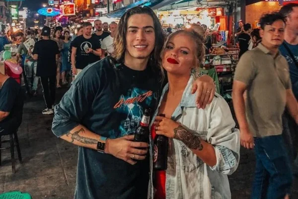 Foto de Whindersson Nunes e Luísa Sonza durante passagem pela Tailândia