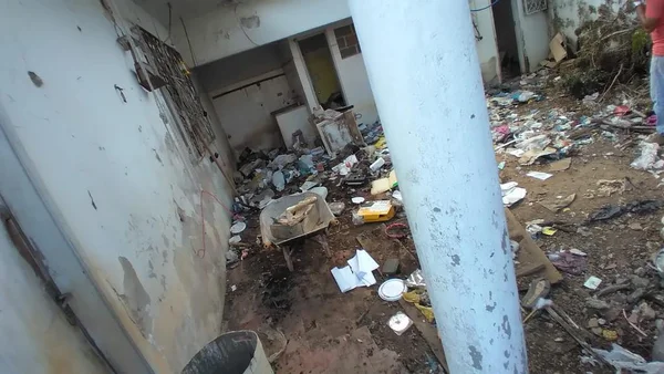 Casa de acumuladores assusta vizinhos no DF