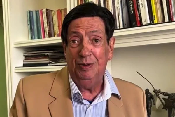 Retiro dos Artistas se manifesta após cirurgia de Marcos Oliveira