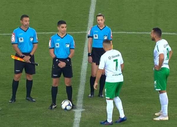 Figueirense não entra em campo e perde por W.O. na Série B