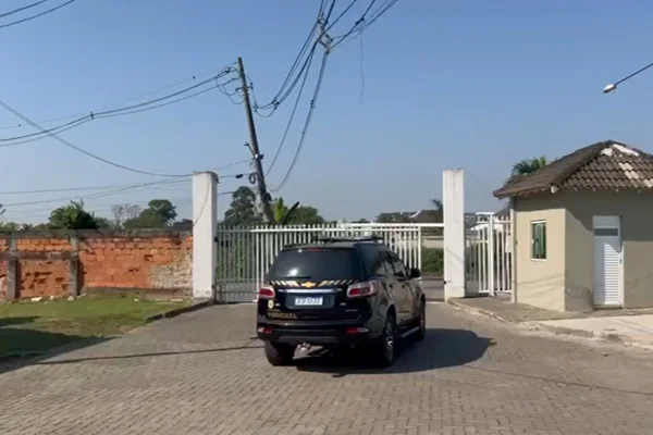 "Fofoqueiros" recebiam R$ 2 mil por mês para interferir nas eleições