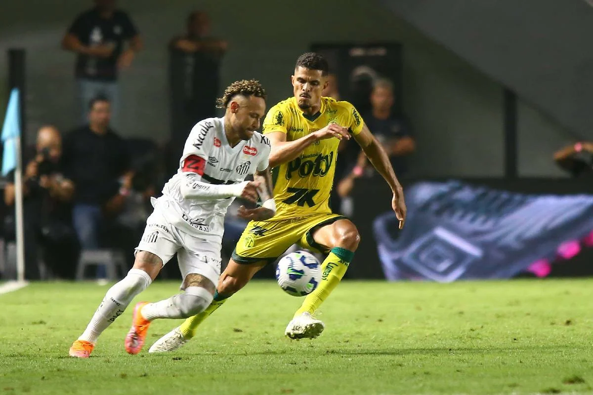 Peixe busca aproveitar o bom momento e o apoio da torcida para superar o Mirassol em casa Peixe busca aproveitar o bom momento e o apoio da torcida para superar o Mirassol em casa