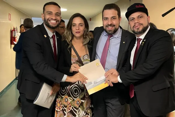 Distritais vão à Câmara dos Deputados pressionar por Fundo Constitucional