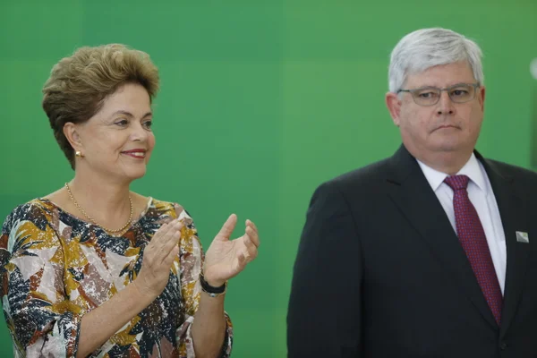 Em livro, Janot revela aviso de Dilma: “Sua vida não vai mais ser sua”